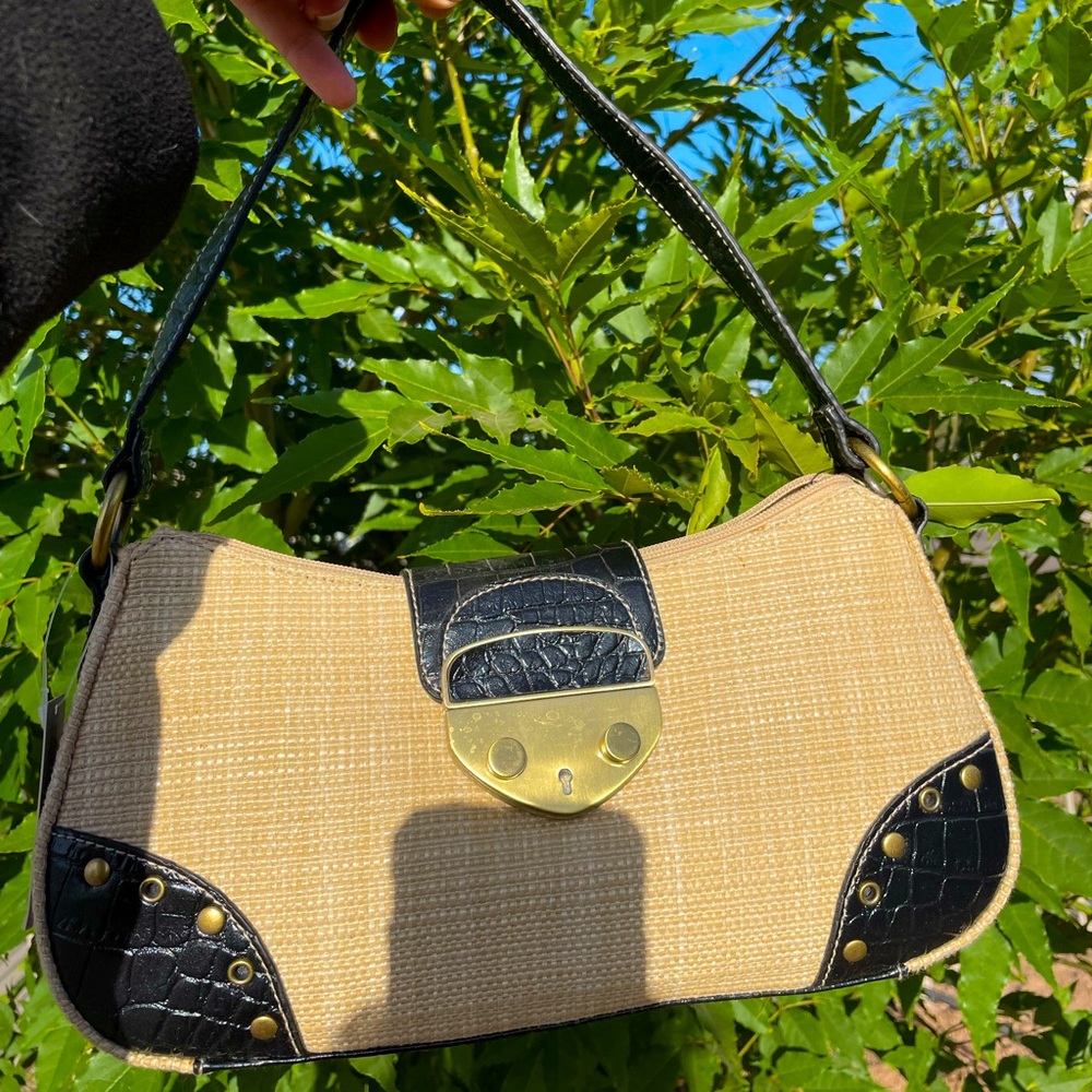 Apt. 9 Tan Buckle Bag, size: MED | 90s style
